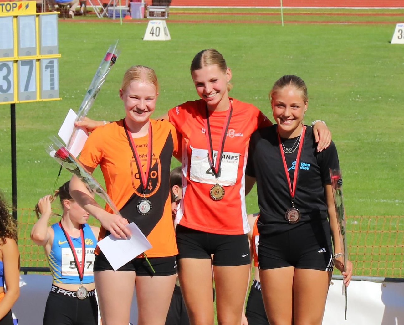 AVGouda Blinkt Uit op de C-Spelen: Milou Bergwerff Nederlands Kampioen Hoogspringen